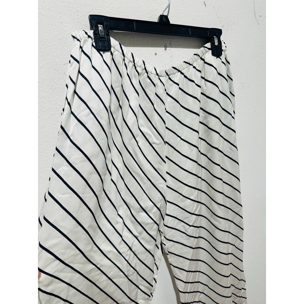 SUMMER AWAY Black White Striped Pattern Vacay Top Bottom Combined Set - Picture 12 of 16